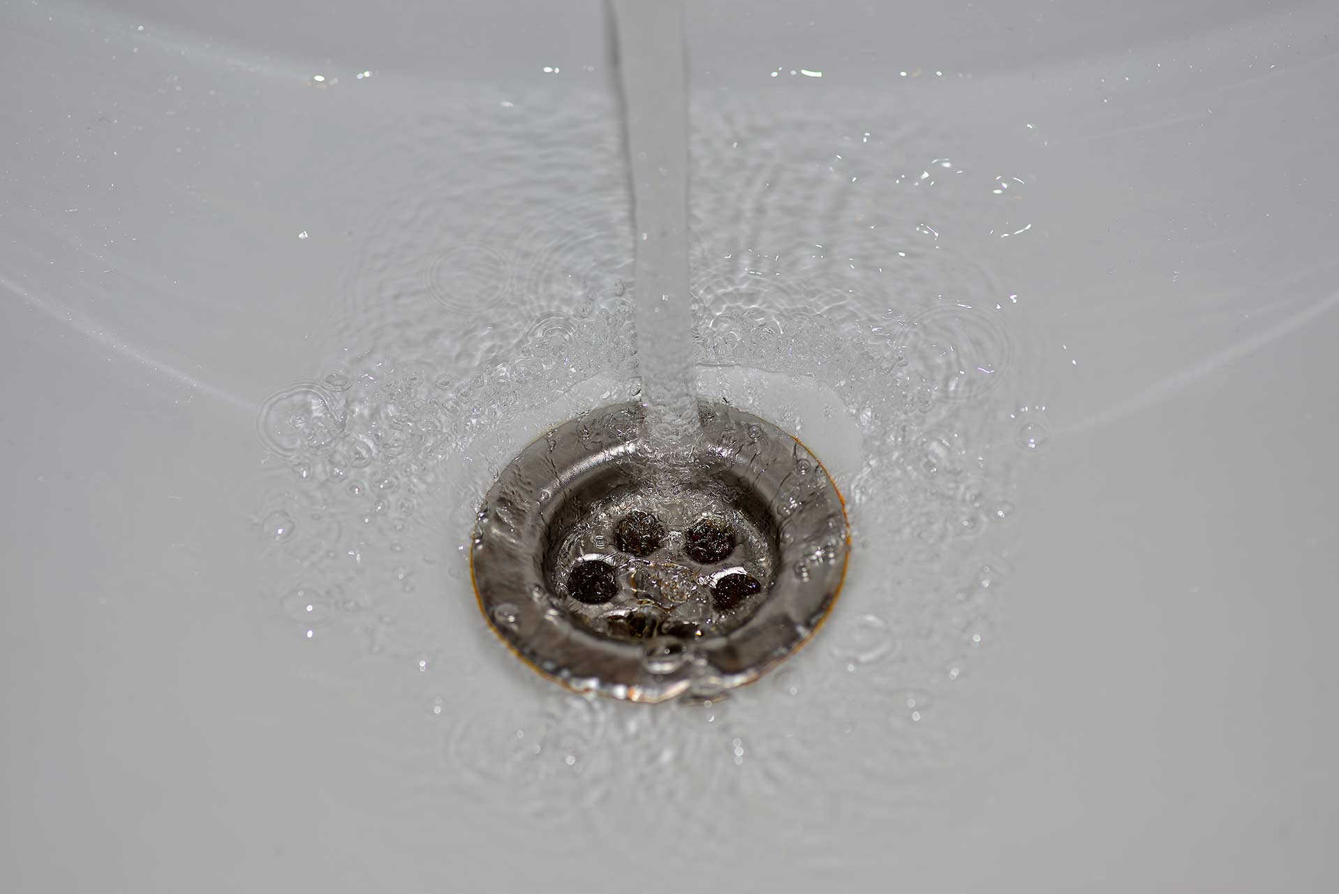 A2B Drains provides services to unblock blocked sinks and drains for properties in Mawneys.